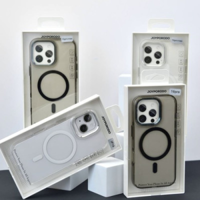 Чохол Silver Shield Magsafe for iPhone 15 Transparent Black